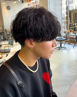 ショート パーマ メンズ 縦落ちパーマ 西條真治のヘアスタイル