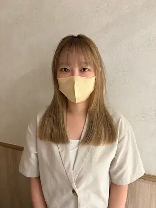 セミロング レイヤー/ベージュ/ Yurika🐝🌹のヘアスタイル