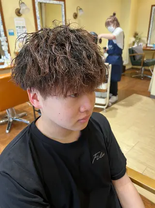 ミディアム パーマ メンズ メンズ特化美容師 井上大輔のヘアスタイル