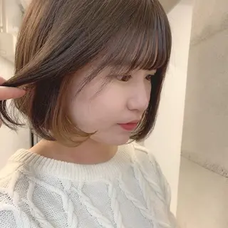 ショート カラー 透明感/オリーブ/ グレージュ/YUKAのヘアスタイル