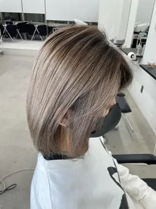 ショート LINOET  nagoya所属・手島 カミラのヘアスタイル