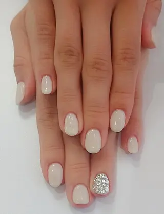 ネイル 🍒当日もOK🍒 𝑳𝑼𝑵𝑨花井のネイルデザイン