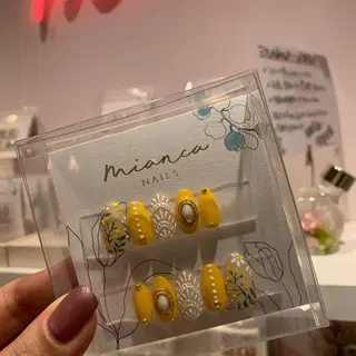 ネイル Eden　private nail saron所属・Eden ♾️のネイルデザイン