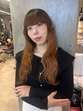 ロング ナチュラルベージュ/ 顔周りカット/由喜のヘアスタイル