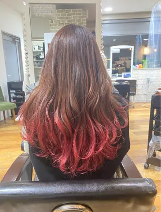 ロング 有田 祥子のヘアスタイル