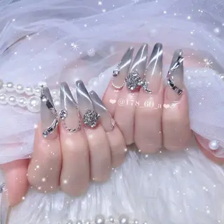 ネイル HAPPINAS れん┊痛ネイル&3Dのネイルデザイン