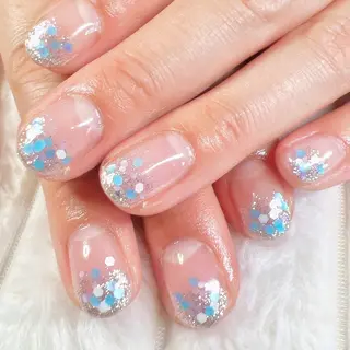 ネイル キャンアイドレッシー六本木店所属・MIKA／耳ツボ ／マグネットネイルのネイルデザイン