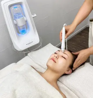 【ネイル】eye＋ 専用アカウントのネイルデザイン