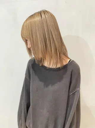ミディアム カラー ヒナゴ トヨカズのヘアスタイル