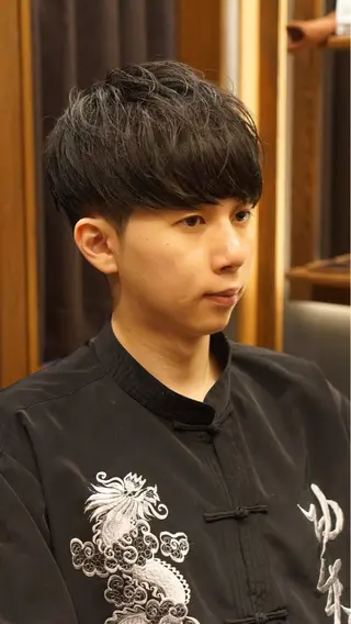 ミディアム 工藤 駿輔のヘアスタイル