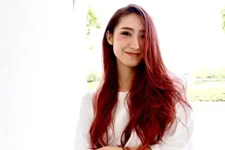 ロング カラー GRANDE アオキのヘアスタイル