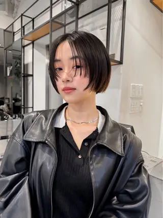 ショート misaki/ボブ /レイヤー/本町のヘアスタイル