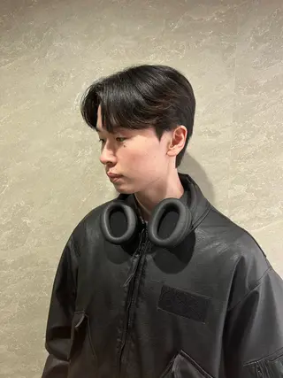 メンズ 新宿 韓国 シャドウパーマ 志龍のヘアスタイル