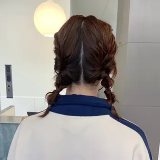 セミロング ヘアアレンジ ブリーチ/レイヤー 🌻Mutsumiのヘアスタイル