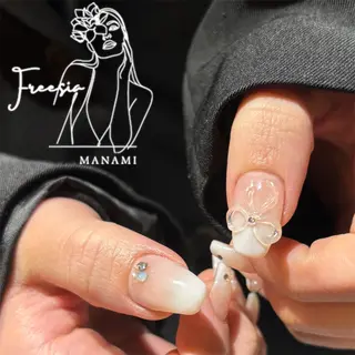 ネイル freesia Manamiのネイルデザイン