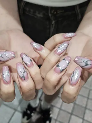 ネイル HIKARI 4uまつ毛ネイルのネイルデザイン