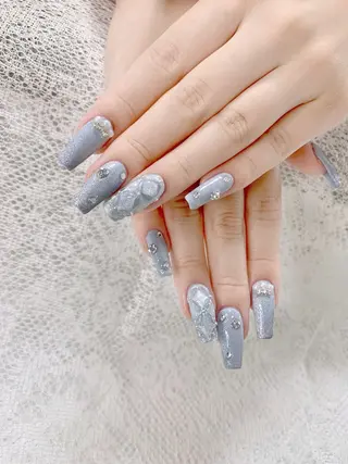 ネイル HIN NAILのネイルデザイン