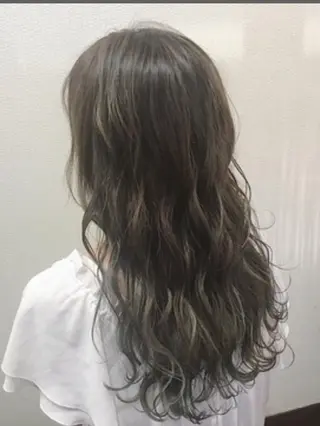 ミディアム カラー ✨髪質改善専門店 GULGUL✨のヘアスタイル