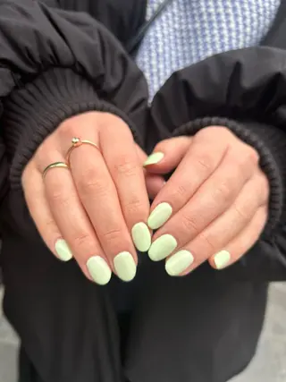 ネイル BeAll east所属・新林 小雪のネイルデザイン