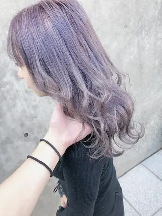ロング カラー ヘアアレンジ メンズ キッズ 💟Chloe原宿店 🩶ハイトーンのヘアスタイル