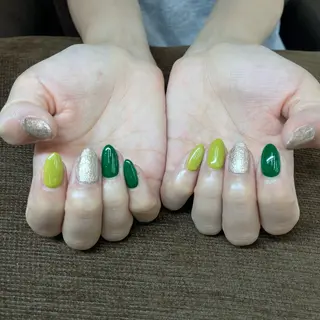 ネイル MAXKELLY EMIのネイルデザイン