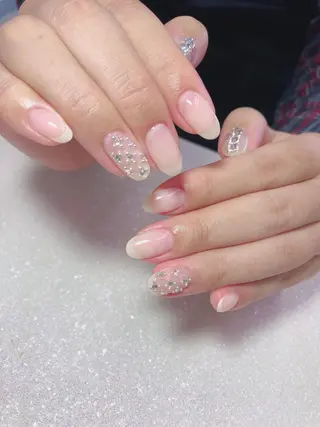 ネイル Flowerネイルサロン所属・. yukiのネイルデザイン