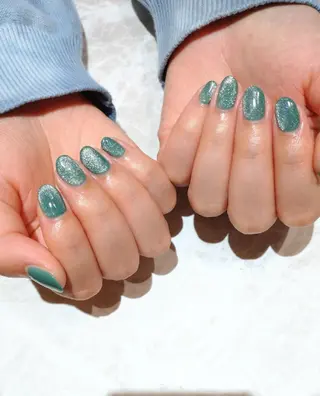 ネイル 會田 瑠衣のネイルデザイン