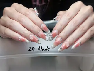 ロング トゥー フエンのネイルデザイン