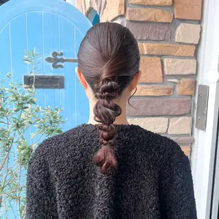 セミロング ヘアアレンジ 伊藤 玲衣のヘアスタイル