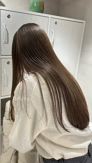 ロング カラー 髪質改善 イオリのヘアスタイル