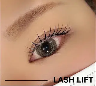 マツエク・マツパ eyelash Fiara by CYAN【フィアラバイシアン】所属・奥本 凜のマツエク・マツパデザイン