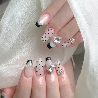 ネイル Maggie Nail🦩のネイルデザイン
