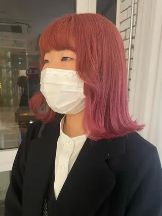 セミロング カラー 艶ハイトーン👑♡ NATSUKIのヘアスタイル