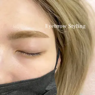 アイブロウ jolif池袋店所属・Rune 《池袋》のマツエク・マツパデザイン