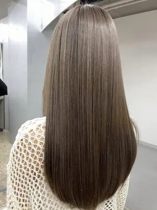 ロング 佐藤 翔空【艶 カラー/縮毛矯正】のヘアスタイル