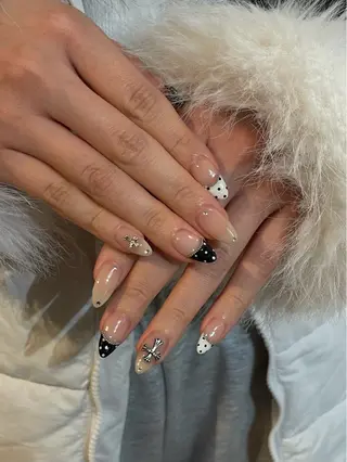 ネイル nagisa ✩︎⡱のネイルデザイン