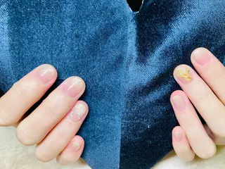 ネイル ECLAT エクラ所属・寺山 千鶴のネイルデザイン