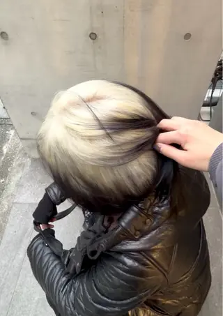 カラー メンズ -メンズカット/ ブリーチ-hanaのヘアスタイル