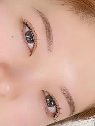 マツエク・マツパ F room UMEDAの眉毛・アイブロウイメージ