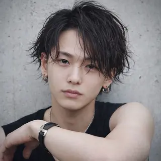 メンズ 表参道フェザーパーマ ニュアンスパーマのヘアスタイル