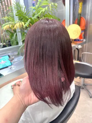ミディアム カラー 岡野 静華のヘアスタイル