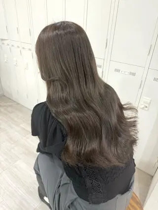 ロング カラー 透明感カラー ふうか　渋谷のヘアスタイル