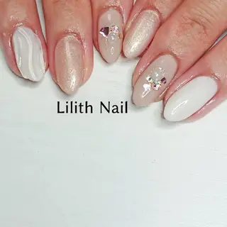 ネイル Lilith Nailのネイルデザイン