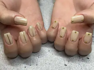 ミディアム watabe .のネイルデザイン