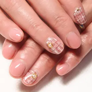 ネイル 山田 麻衣のネイルデザイン