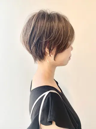 ショート カラー ⭐️小顔ショート⭐️ 大鷲拓海のヘアスタイル