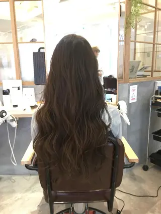 ロング ブリーチカラー🌈 石垣翔太のヘアスタイル