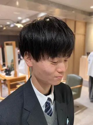 メンズ オタク美容師🛍/ 酸性ストレート/艶髪のヘアスタイル