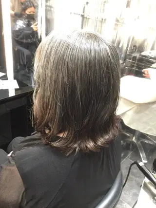 ミディアム Annon プライベートサロンのヘアスタイル