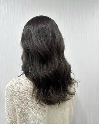 セミロング カラー エクステ ひょう/germeのヘアスタイル